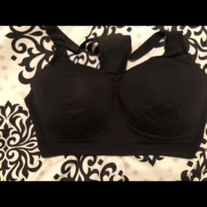 Victoria secret sports bra. 36DDD